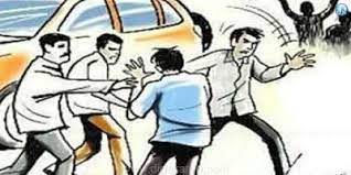 கடலூரில் பரபரப்பு: நிலம் ஆக்கிரமிப்பு பிரச்சினையில் இரு கோஷ்டியினர் மோதல்-கவுன்சிலர் கணவர் உள்ளிட்ட 14 பேர் மீது வழக்கு