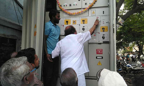 நவீன தானியங்கி மின்மாற்றி