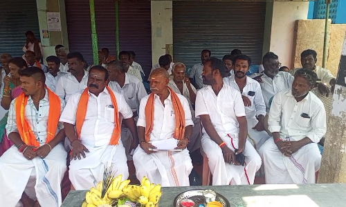 அறந்தாங்கியில் கோவில் திருப்பணிகளை விரைந்து முடிக்ககோரி ஆலய பாதுகாப்பு இயக்கம் உண்ணாவிரதம்