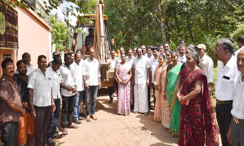 கிள்ளியூர் பேரூராட்சியில் ரூ.30 லட்சம் மதிப்பில் சாலை பணிகள்