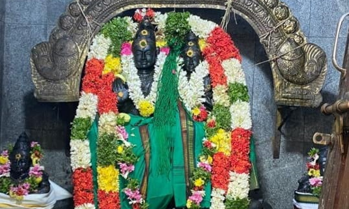 தீபாவளி நாளில் செட்டிக்குளம் குபேரன் சன்னிதியில் சிறப்பு பூஜை