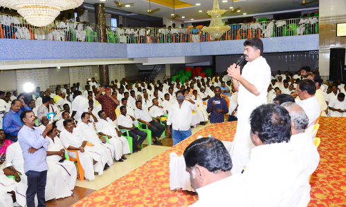 மு.க.ஸ்டாலினுக்கு எழுச்சியான வரவேற்பு அளிக்க வேண்டும்