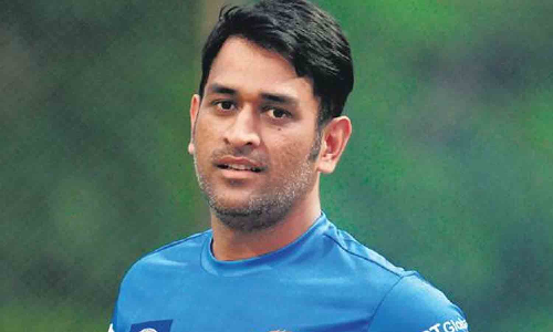 தோனி தயாரிப்பில் ஹீரோவாக நடிக்க பிரபல இளம் நடிகருக்கு வாய்ப்பு?