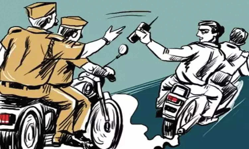 அண்ணன்-தம்பியிடம் செல்போன் பறித்த 3 பேர் கைது