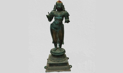 பரமேசுவரசாமி கோவிலில் மர்மமான முறையில் பதுக்கி வைக்கப்பட்ட பழங்கால சாமி சிலைகள் மீட்பு