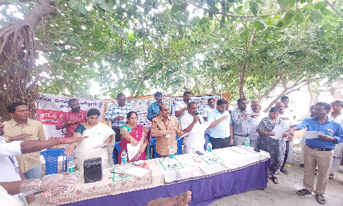 தருமபுரி நகராட்சிக்குட்பட்ட  ராமக்கா ஏரி பகுதியில் 2.0 விழிப்புணர்வு-தூய்மை பணி