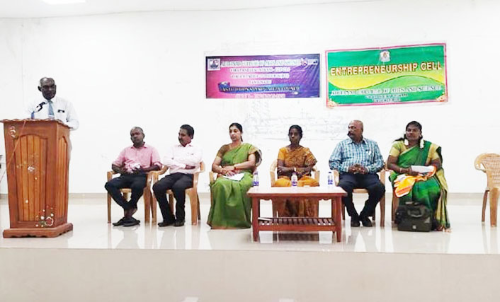 திருச்செந்தூர் ஆதித்தனார் கல்லூரியில் பயிற்சி பட்டறை