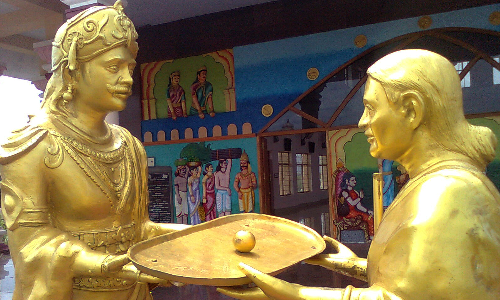 தருமபுரியை ஆண்ட கொடை வள்ளல்  மன்னர் அதியமானுக்கு   அரசு விழா எடுக்க வேண்டும்   -சமூக ஆர்வலர்கள் கோரிக்கை