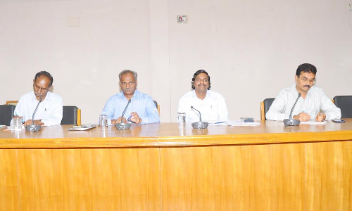 நீர்நிலை ஆக்கிரமிப்பு பாரபட்சமின்றி அகற்றம்