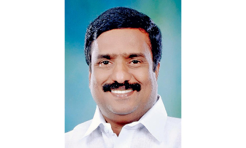 புதுவை எதிர்கட்சி தலைவருக்கு பாராட்டு