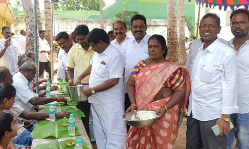 அதிமுக சார்பில் கந்த சஷ்டி விழா- ஆறாம் நாள் இன்று ஆயிரம் பேருக்கு அன்னதானம்