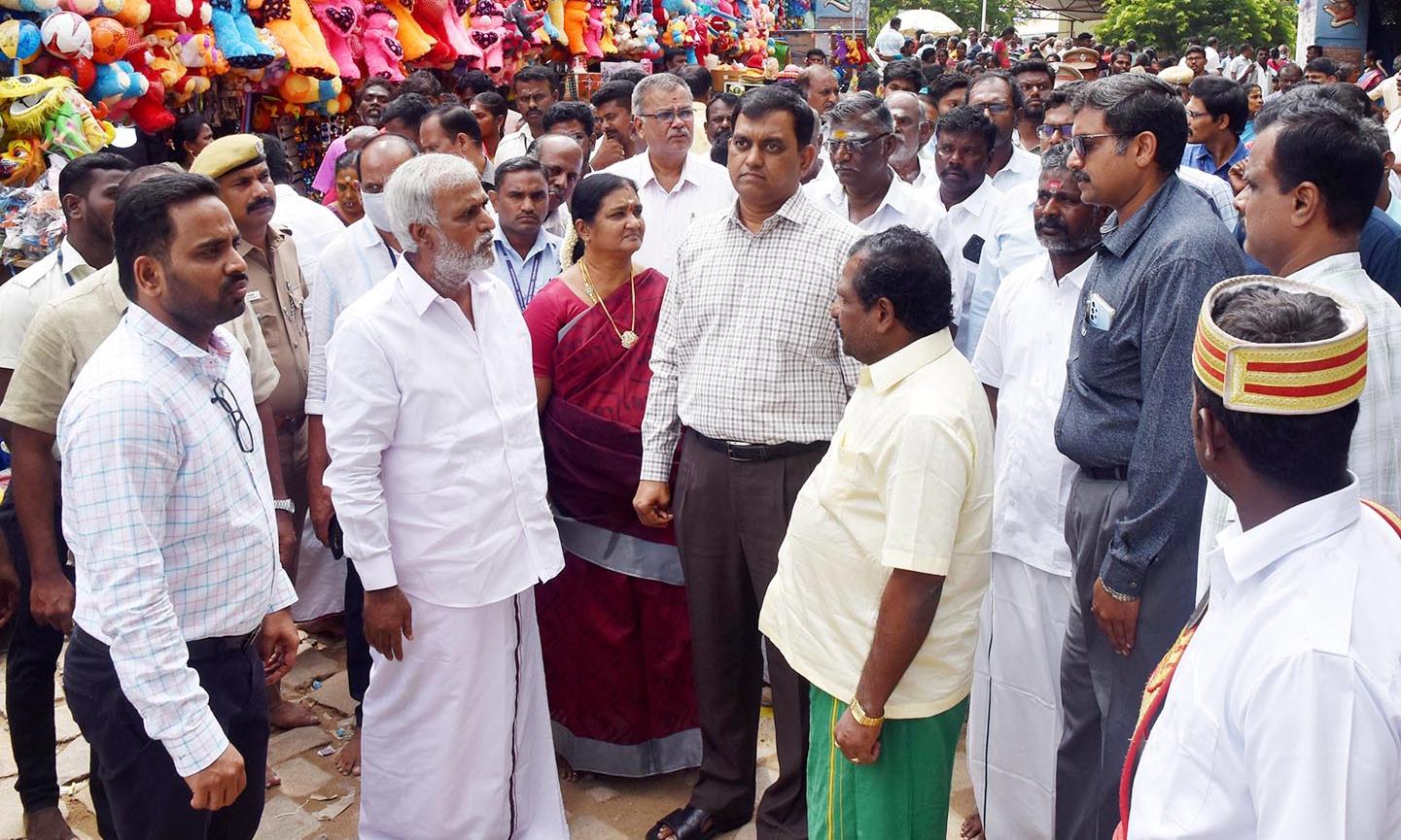 அனைத்து வசதிகளும் கூடிய கோவிலாக இருக்கன்குடி மாரியம்மன் கோவில் திகழும்-அமைச்சர் தகவல்