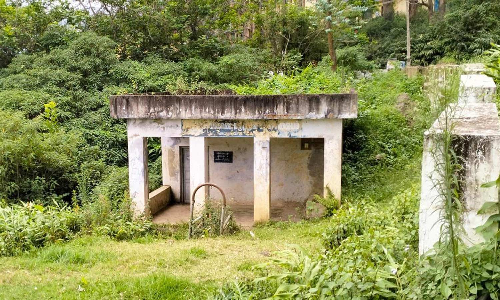 கொடைக்கானல் அருகே செயல்படாத கால்நடை ஆஸ்பத்திரியால் விவசாயிகள் தவிப்பு