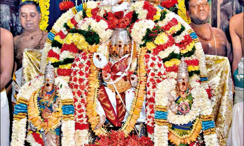 பழனி கோவிலில் இன்று கந்தசஷ்டி விழாவின் நிறைவாக திருக்கல்யாணம்