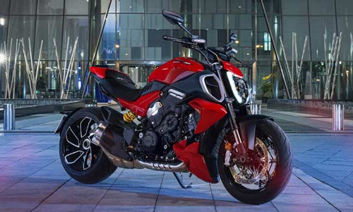 166ஹெச்பி பவர் கொண்ட 2023 டுகாட்டி டயவெல் V4 அறிமுகம்