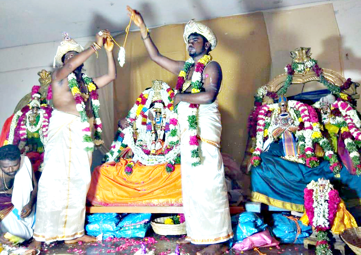 சோழவந்தான் கோவிலில் திருக்கல்யாணம்