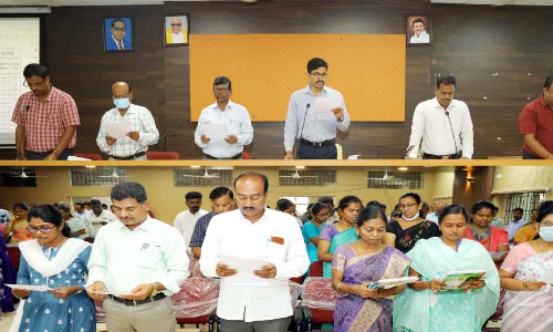 கலெக்டர் தலைமையில் தேசிய ஒற்றுமை நாள் உறுதிமொழி ஏற்பு