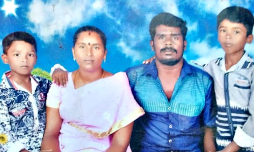 அலங்காநல்லூர் அருகே 2 மகன்களுடன் பெண் விஷம் குடித்து தற்கொலை