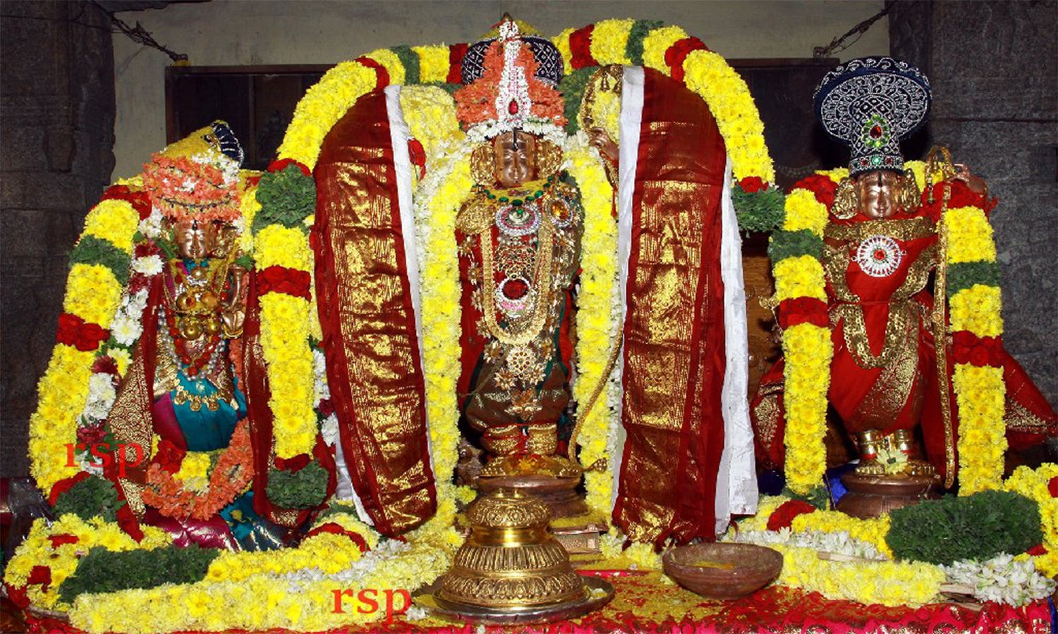 ஆன்மிகம்: இன்றைய முக்கிய நிகழ்ச்சிகள் மற்றும் பஞ்சாங்கம்