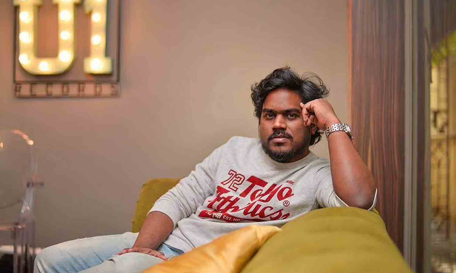 மெக்காவுக்கு உம்ரா யாத்திரை சென்ற யுவன்.. வைரலாகும் புகைப்படம்