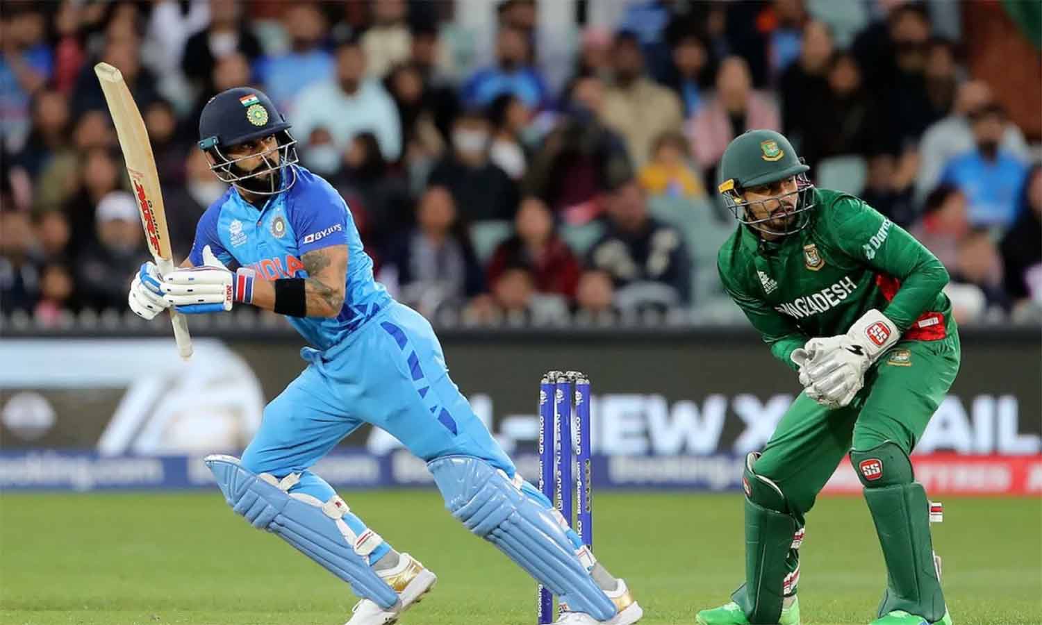 டி20 உலகக் கோப்பையில் அதிக ரன்கள்: விராட் கோலி சாதனை டி20 உலகக் கோப்பையில் அதிக ரன்கள்: விராட் கோலி சாதனை