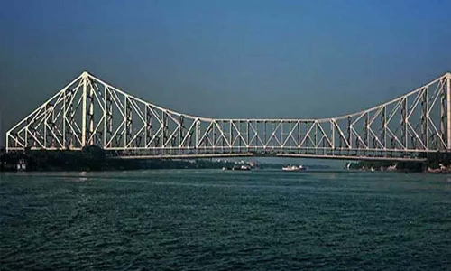 மோர்பி பாலம் விபத்து எதிரொலி- மேற்கு வங்காளத்தில் உள்ள 2,109 பாலங்கள் ஆய்வு செய்ய முடிவு