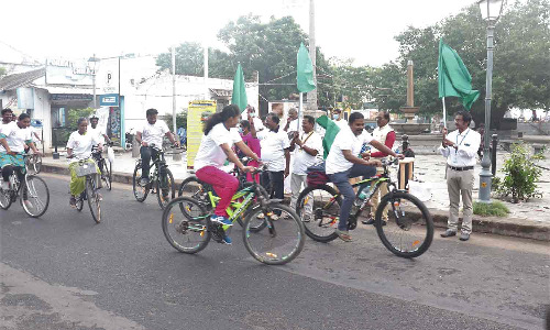 மனநல விழிப்புணர்வு சைக்கிள் ஊர்வலம்