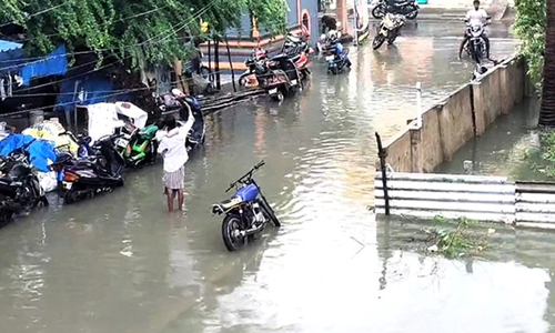 ஆவடி, திருமுல்லைவாயலில் மழைநீர் வீடுகளை சூழ்ந்தது- பொதுமக்கள் அவதி
