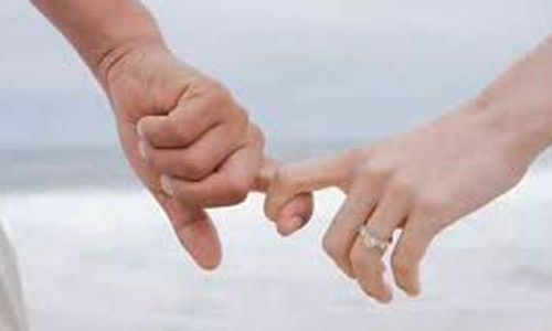 கோவையில் கல்லூரி மாணவி காதலனுடன் ஓட்டம்