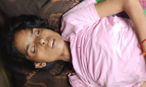 3 பெண் குழந்தைகளின் தாய் தற்கொலை