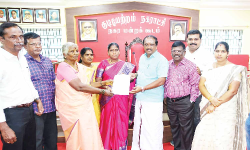 குடியாத்தம் நகராட்சியில் வார்டு குழுக்களுக்கு 144 பேர் தேர்வு