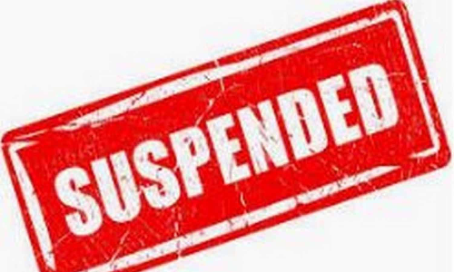 பள்ளியில் சரக்குடன் அசைவ உணவு... விதிகளை மீறி விருந்து வழங்கிய ஆசிரியர் சஸ்பெண்ட்