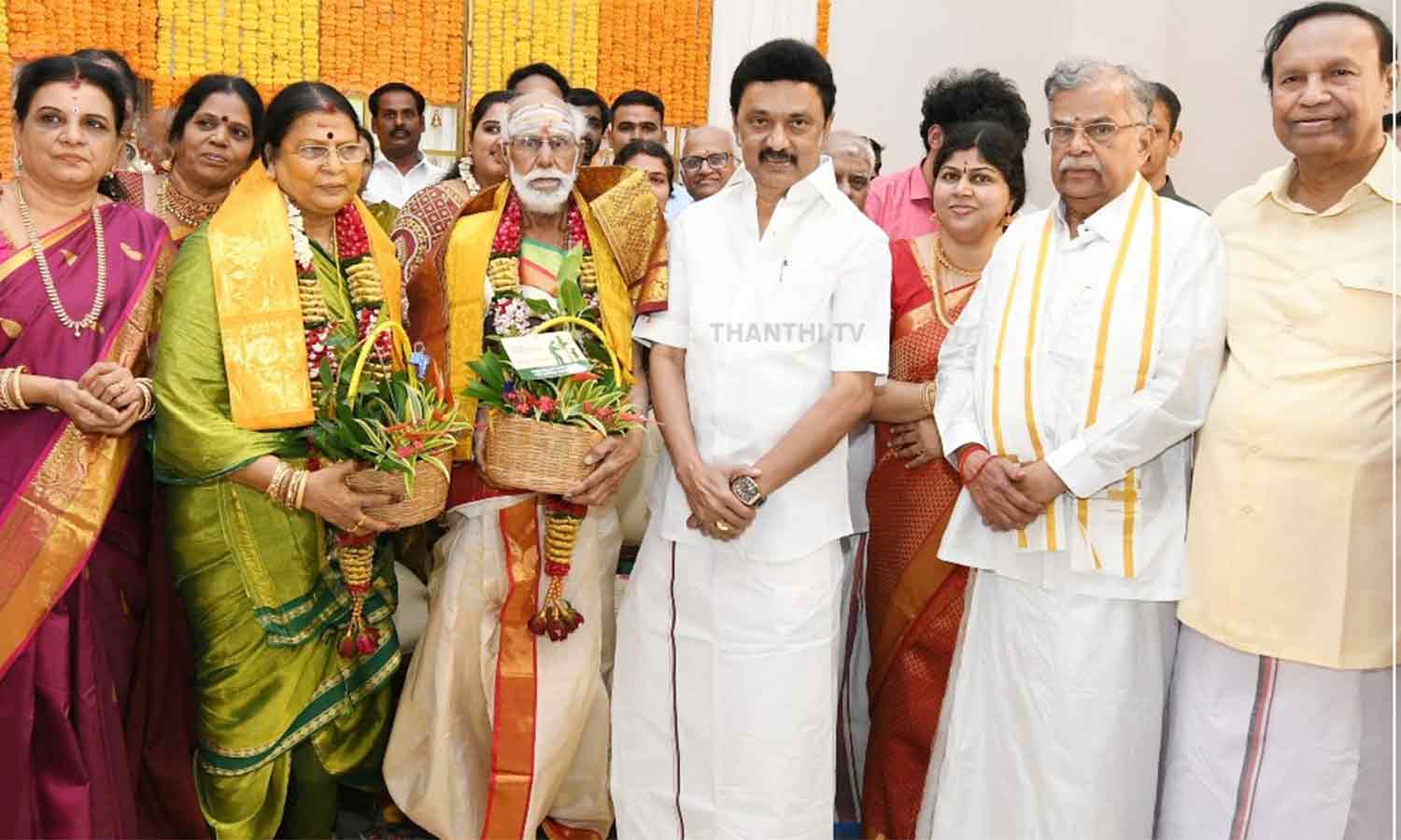 இல.கணேசன் இல்ல விழாவில் முதல்வர் ஸ்டாலின் பங்கேற்பு இல.கணேசன் இல்ல விழாவில் முதல்வர் ஸ்டாலின் பங்கேற்பு