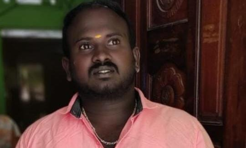 அஸ்தியை கரைக்கச்சென்றபோது தாய் கண்முன்னே அருவியில் மூழ்கி வாலிபர் பலி