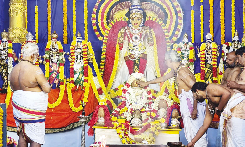 திருப்பதி கபிலேஸ்வரா் கோவிலில் நவக்கிரக ஹோமம்