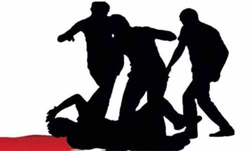 கொடைக்கானலில் சுற்றுலா பயணிகளை தாக்கிய  2 பேர் கைது