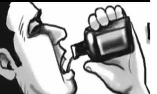 செங்கோட்டை அருகே கல்லூரி மாணவர் விஷம் குடித்து தற்கொலை