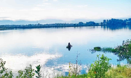 வேலூர் மாவட்டத்தில் 101 ஏரிகளில் 12 ஏரிகள் மட்டுமே நிரம்பியுள்ளன