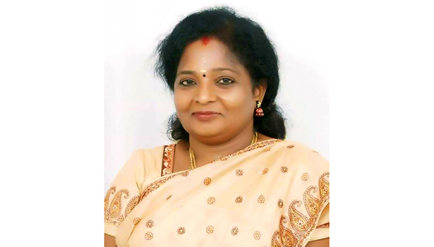 மக்கள் சந்திப்பு அரசியல் கிடையாது-கவர்னர் தமிழிசை அறிவுறுத்தல் மக்கள் சந்திப்பு அரசியல் கிடையாது-கவர்னர் தமிழிசை அறிவுறுத்தல்