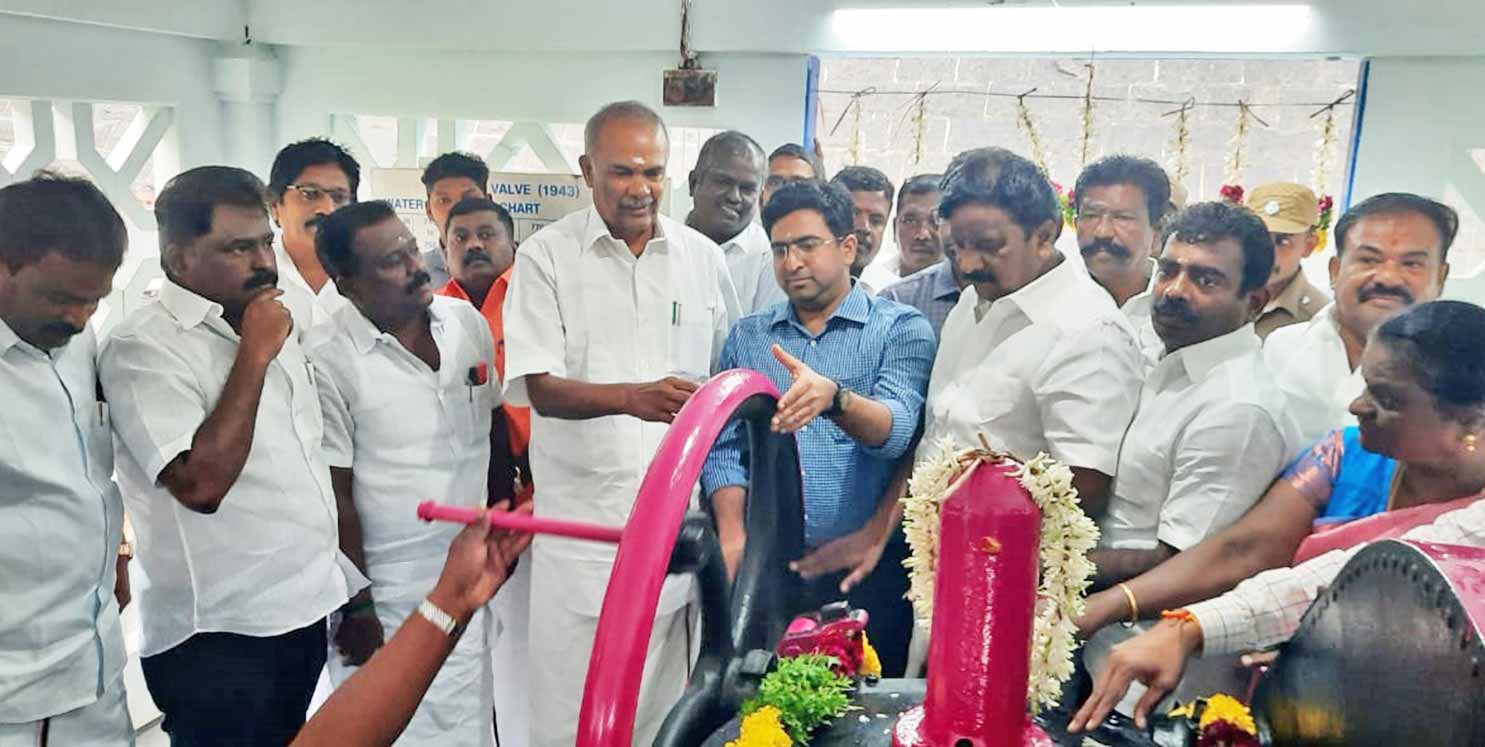 பிசான சாகுபடிக்காக  பாபநாசம், மணிமுத்தாறு அணைகளில் இருந்து தண்ணீர் திறப்பு - 86 ஆயிரம் ஏக்கர் நிலங்கள் பாசன வசதி பெறும்
