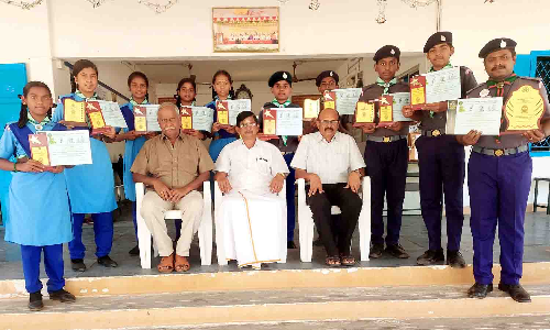 சாரண விழா போட்டியில் ஜேசீஸ் பள்ளி மாணவர்கள் சாதனை