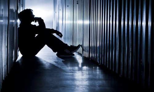 தற்கொலைக்கு முயன்ற கைதி