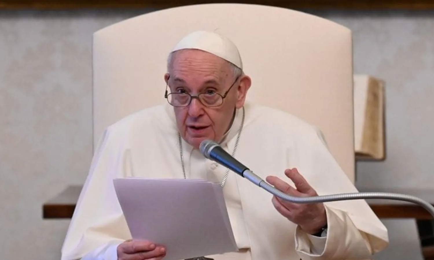 உலகின் சிறந்த மதங்கள் அமைதிக்காக ஒன்றிணைய வேண்டும்: போப் பிரான்சிஸ் உலகின் சிறந்த மதங்கள் அமைதிக்காக ஒன்றிணைய வேண்டும்: போப் பிரான்சிஸ்