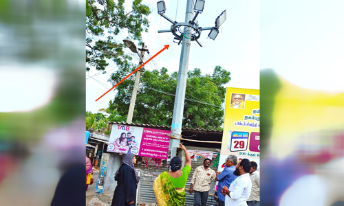 உடன்குடி பஸ் நிலையத்தில்  உயர் மின்கோபுர விளக்கு சீரமைப்பு