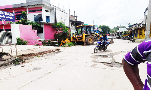 கண்ணமங்கலம் ஏரிக்கால்வாயில் பழுதடைந்த கல்வெட்டு சீரமைப்பு