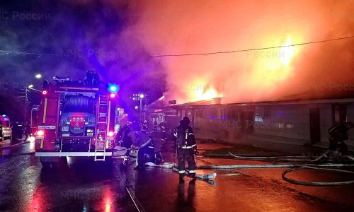 ரஷியாவில் ஓட்டலில் பயங்கர தீ விபத்து- 13 பேர் பலி