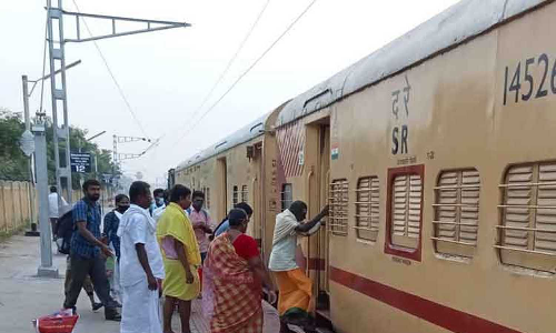 உடுமலை வழியாக திருச்செந்தூர் செல்லும் ரெயில்,   4 நாட்கள் கோவில்பட்டி வரை மட்டுமே இயக்கப்படும் -  தென்னக ரெயில்வே அறிவிப்பு
