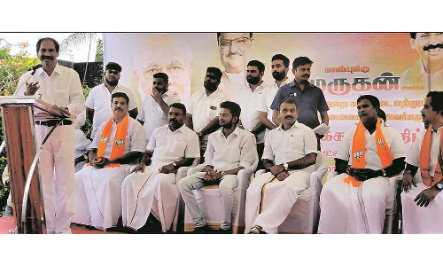 தூண்டில் முள் வளைவு அமைக்க நடவடிக்கை