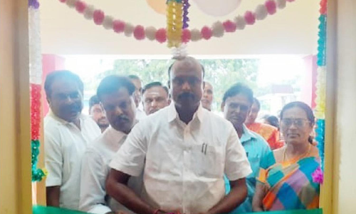பொல்லிக்காளிபாளையம்  அரசு பள்ளியில் புதிய வகுப்பறை கட்டிடம் திறப்பு விழா