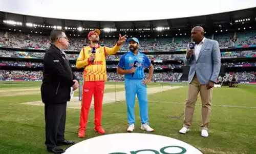 ஜிம்பாப்வேக்கு எதிரான போட்டி- டாஸ் வென்ற இந்திய அணி பேட்டிங் தேர்வு